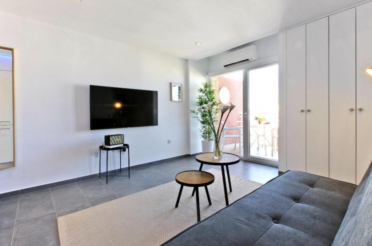 Precioso Apartamento Con Vistas Al Mar Y Piscinas Benalmádena Exterior foto